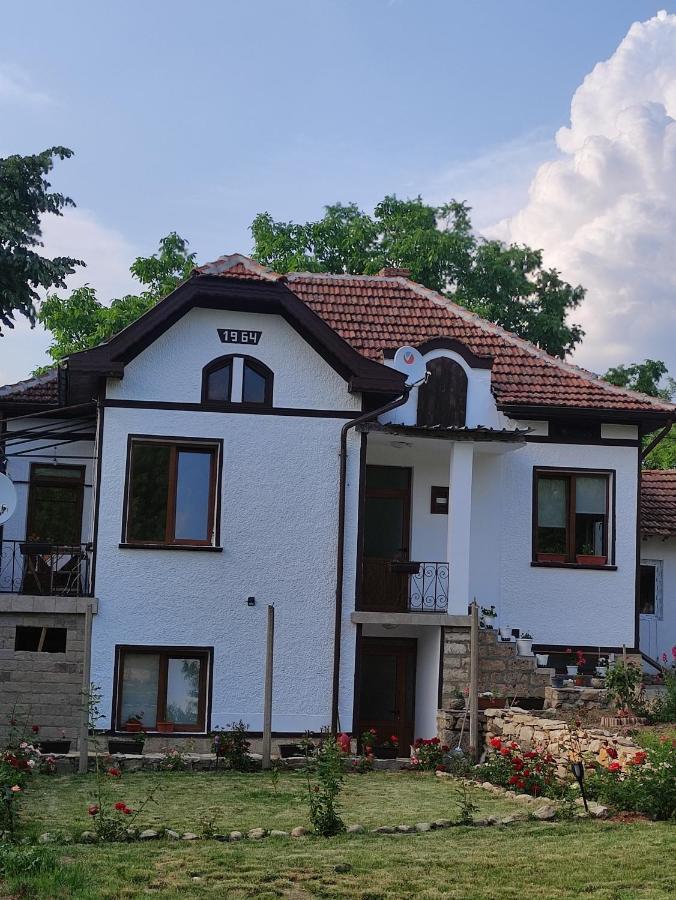 krushunska panorama Hotell Krusjuna Exteriör bild